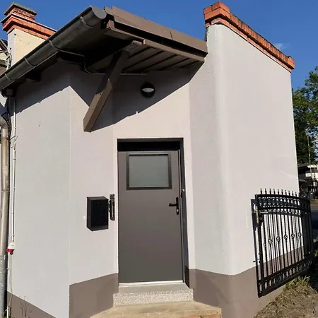 Zur Alten Tankstelle Apartament Naumburg (Saale)
