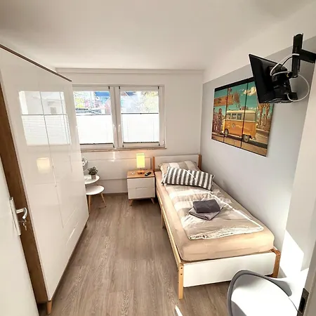 Zur Alten Tankstelle Apartament Naumburg (Saale)